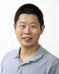 Headshot image of Edward Kim