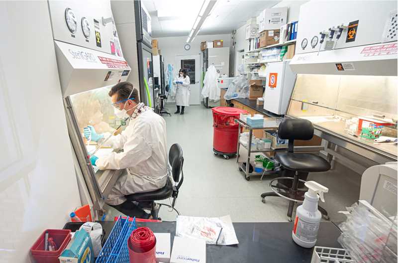 Clinical scientists working in the Wisconsin State Lab of Hygiene