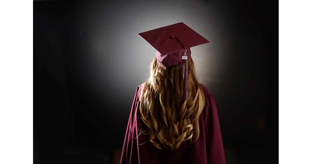 UWL to hold Couch Commencement Dec. 20 - Campus Connection | UW-La Crosse