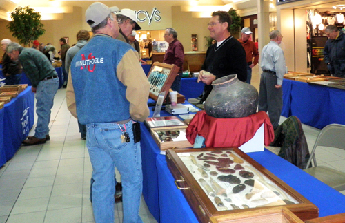 Dan Maas discusses his collection of artifacts at the 2011 artifact show.