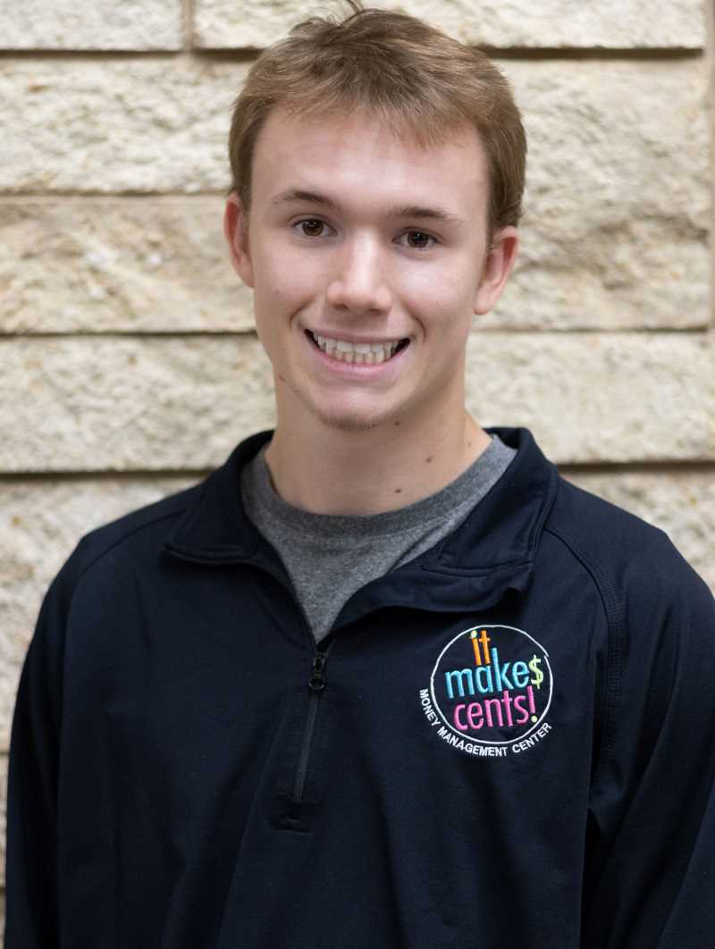 Jonny Williams

Financial Peer Mentor

Major: Finance Major