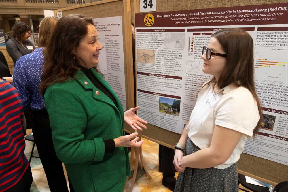 There are many opportunities for CASSH students to gain experience through research, often presenting at events such as Research in the Rotunda. 
