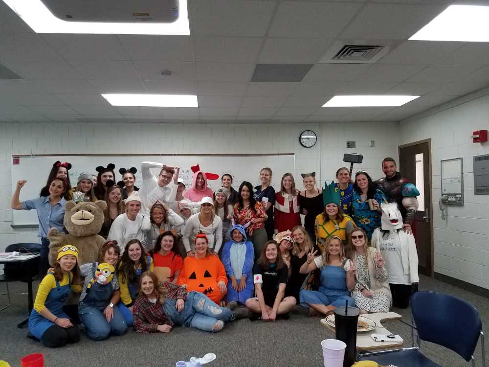 PH-CHE Students Halloween Costume Contest Dr. Anders Cedergren's 2018 CHE 450 class