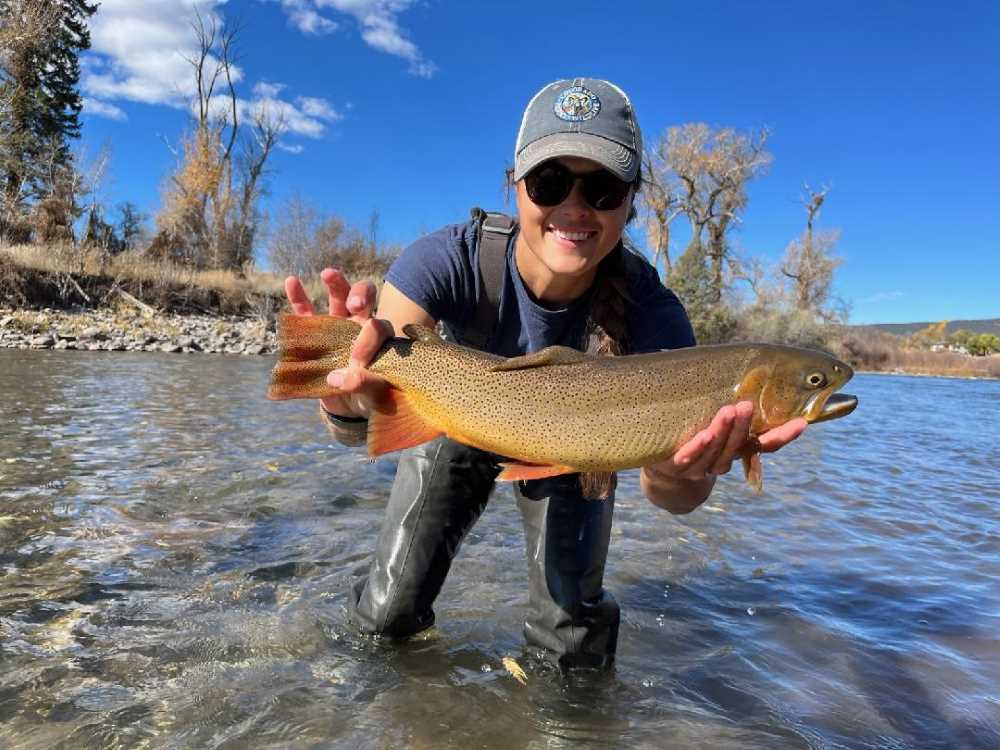 Congratulations to Kristina Morben for receiving the 2024 Rosandich Graduate Thesis and Dissertation Award from the University of Wisconsin-La Crosse! Kristina is now an Aquatic Biologist for Colorado Parks & Wildlife. 