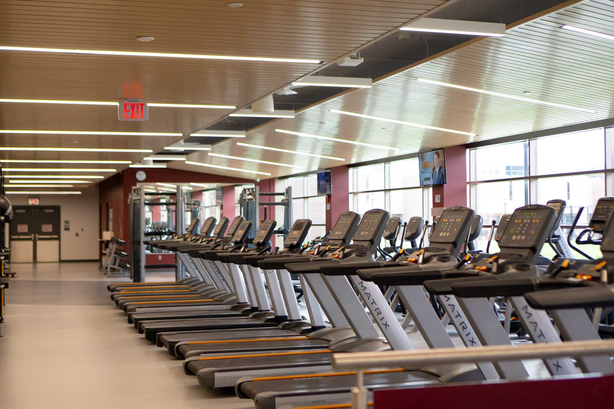 Slideshow image for Fitness Center Cardio Upper 1